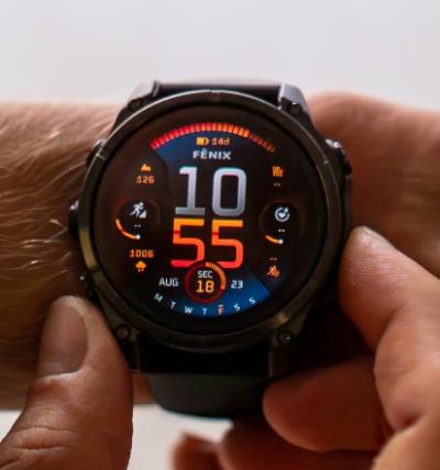 Garmin Fenix 8 - Les alt om klokken her
