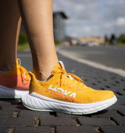 Test: Hoka One One Carbon X 3 – Fart og stil til mange mil!