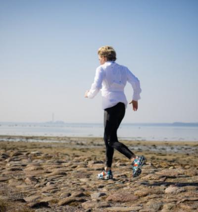 217 kilometer i opp til 50 grader: Stine Rex tror på at hun kan vinne!