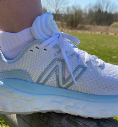 TEST: New Balance Fresh Foam More V3 – En myk favoritt til deg som trenger maks komfort!