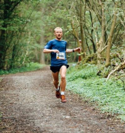 Gjør løpetrening til en lek – løp i terreng!