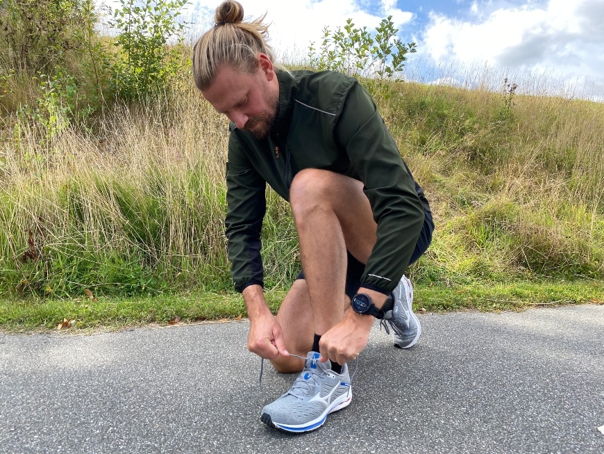 mizuno wave rider 24