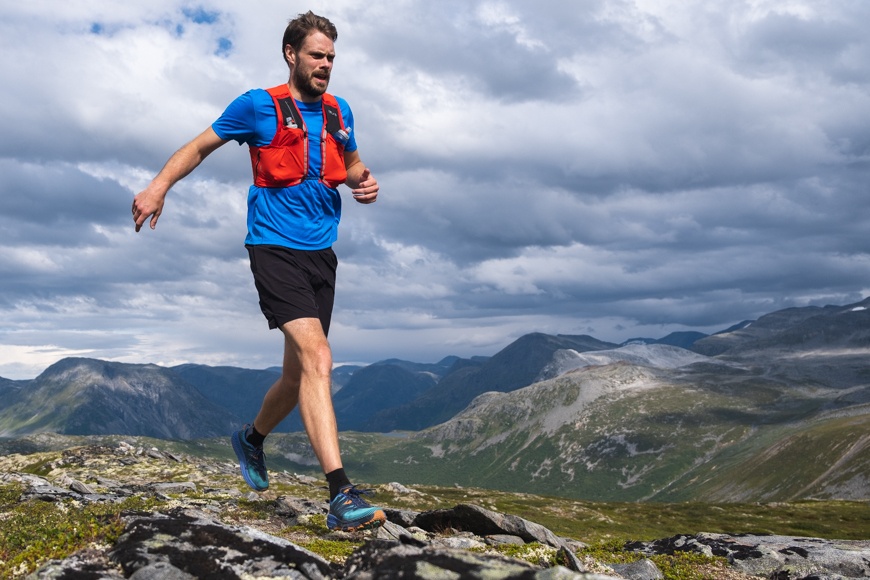 hoka-one-one-speedgoat